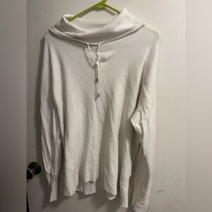 Pull over turtle neck sweater